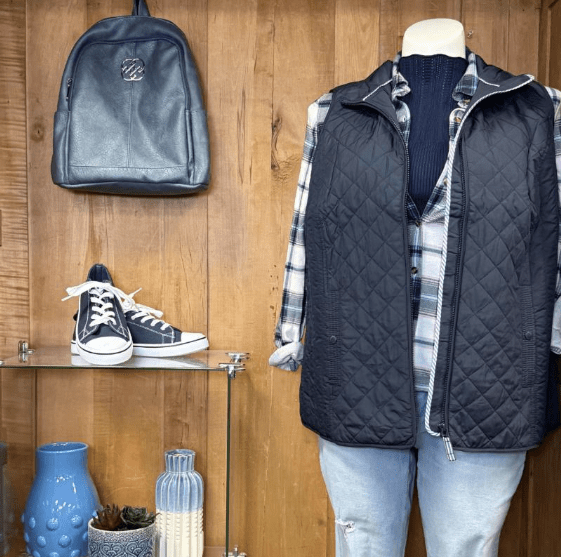 How to Dress for Unpredictable Fall Weather (2026) - Label Shopper