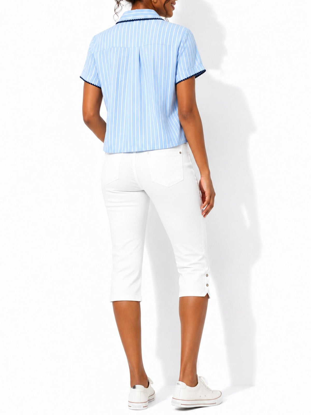 Juniors’ Contrast Trim Stripe Button-Front Shirt - Label Shopper