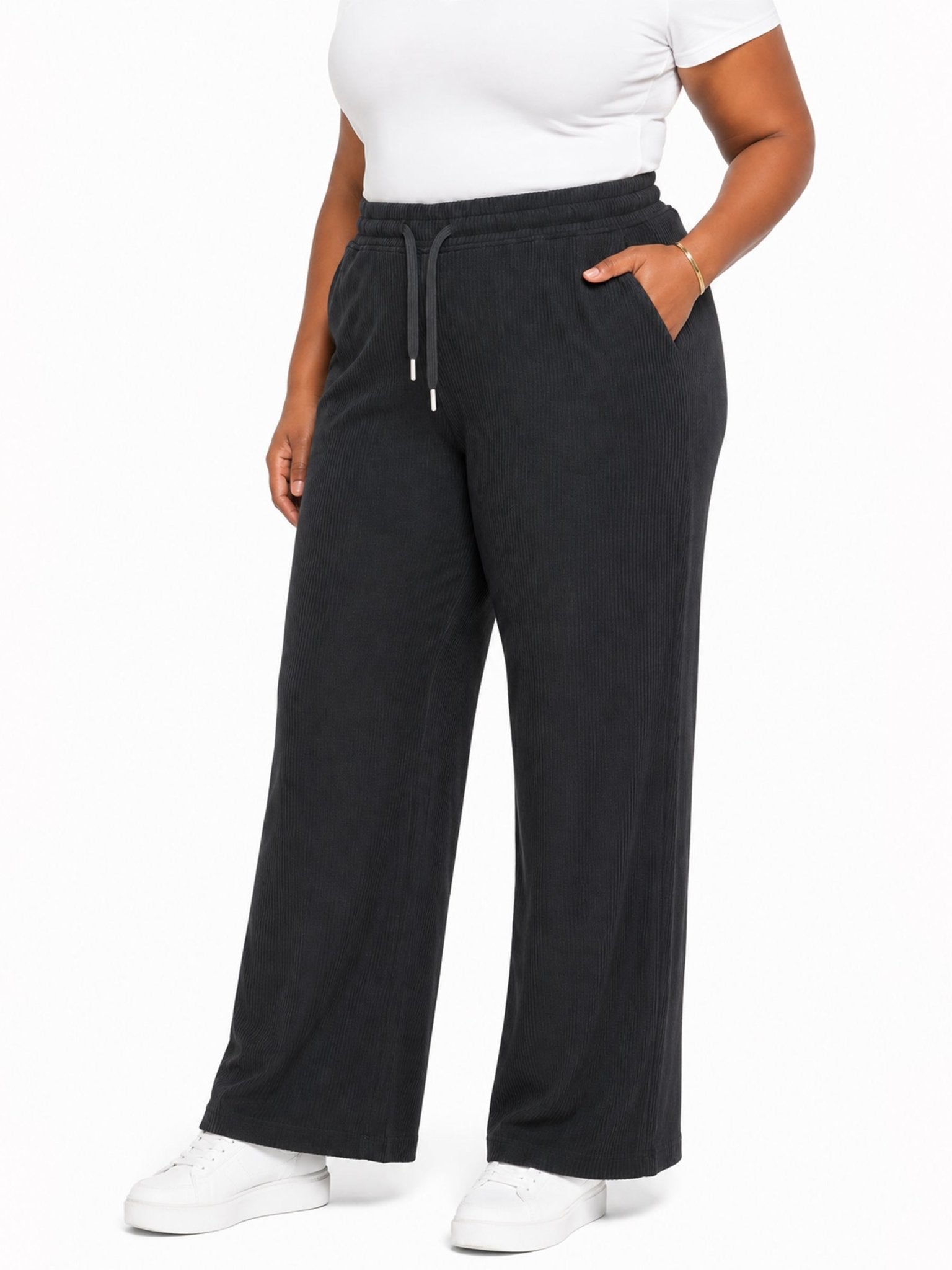 Plus Size Women's Drawstring Wide-Leg Pants - Label Shopper
