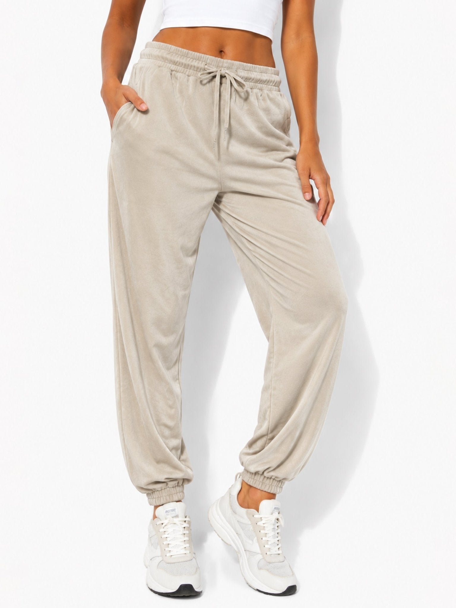 Women's Belted Wide-Leg Pants - Label Shopper